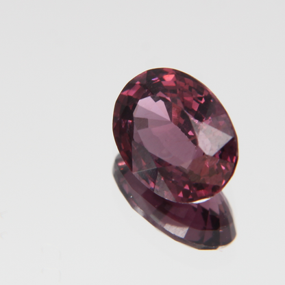 rötlich Pinker Spinell 1.28 ct