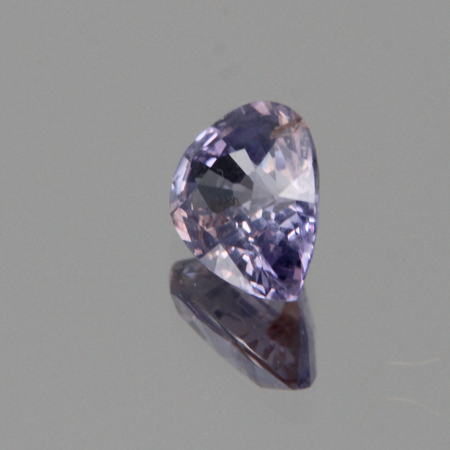 Violetter Saphir 1.32 ct