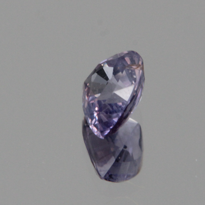Violetter Saphir 1.32 ct