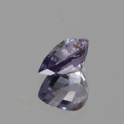 Violetter Saphir 1.32 ct