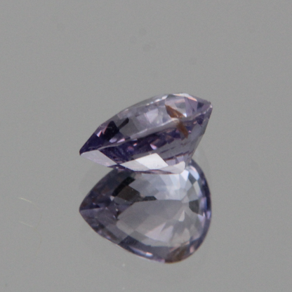 Violetter Saphir 1.32 ct
