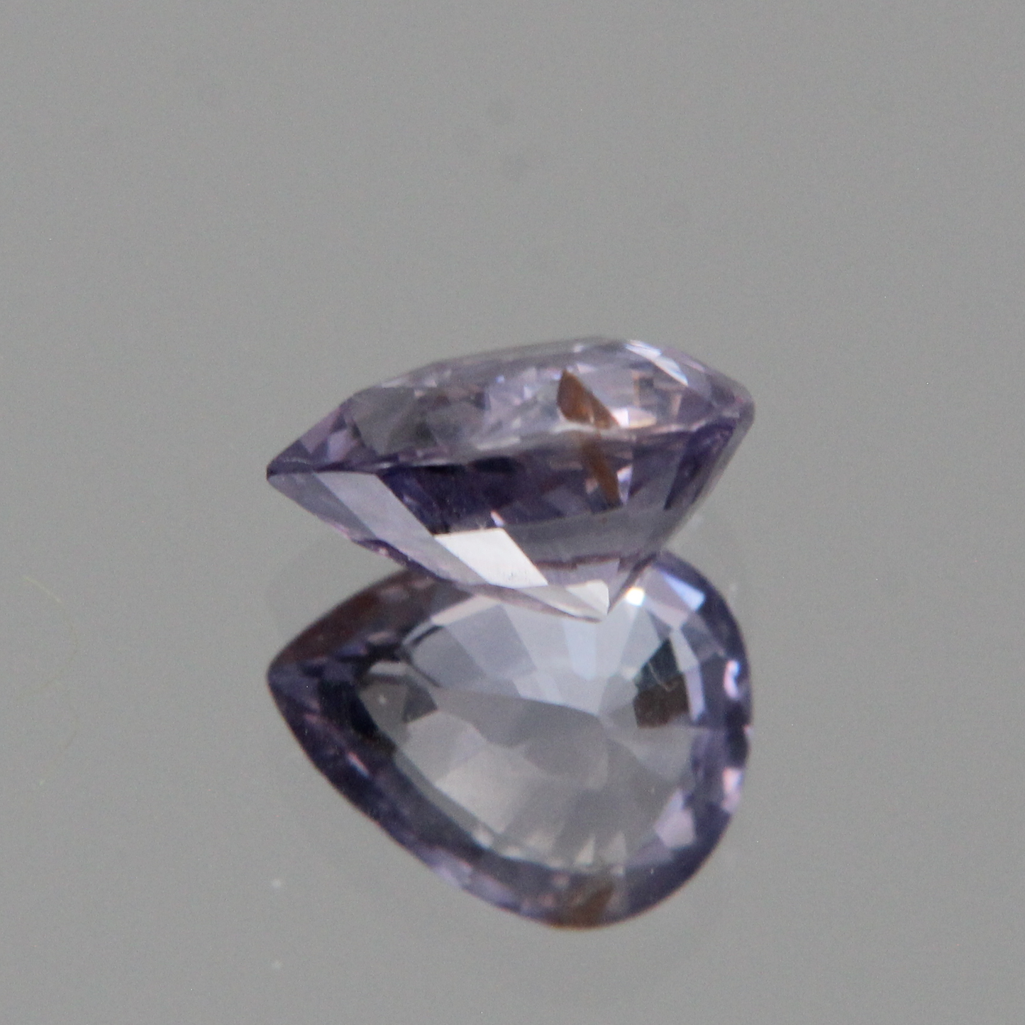 Violetter Saphir 1.32 ct