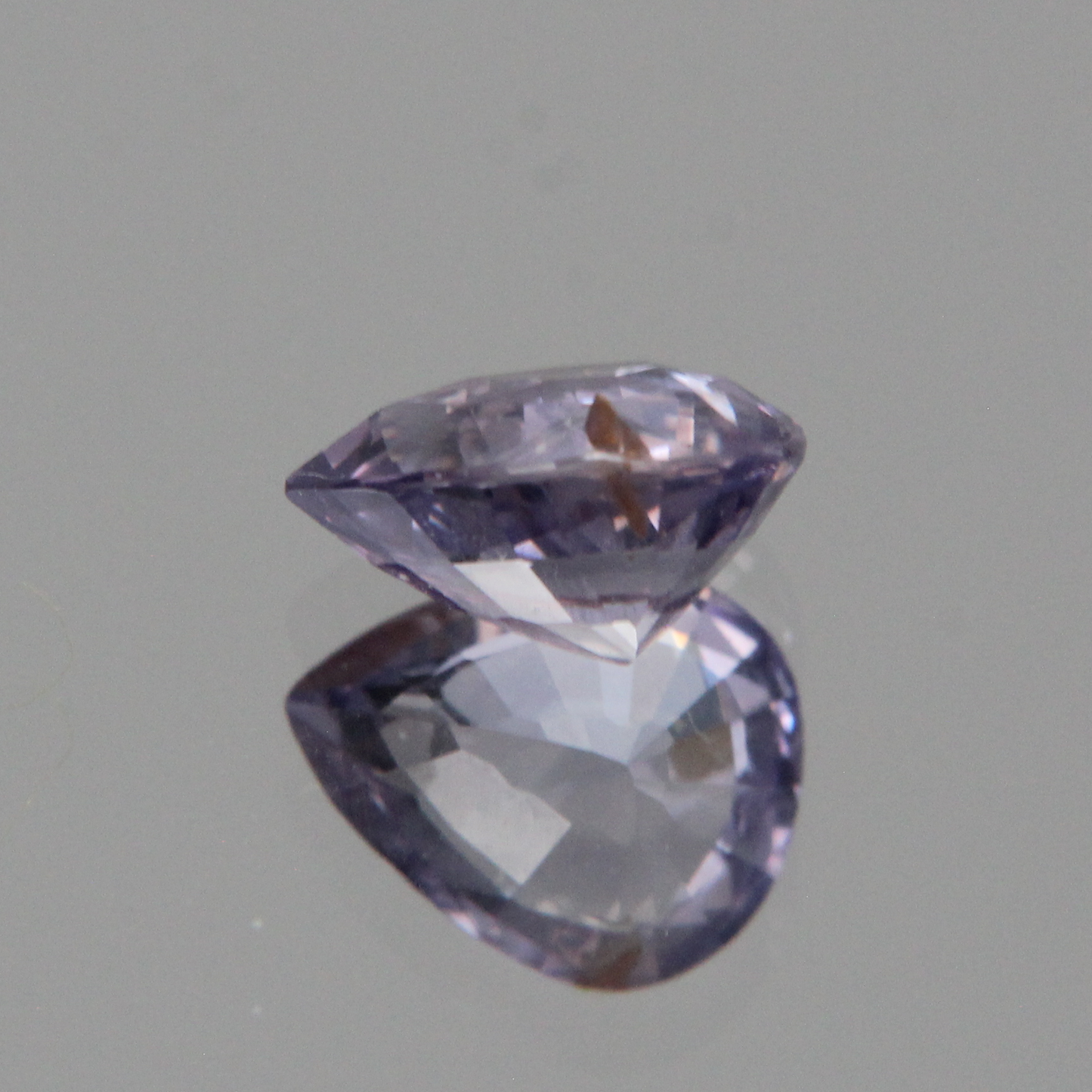Violetter Saphir 1.32 ct