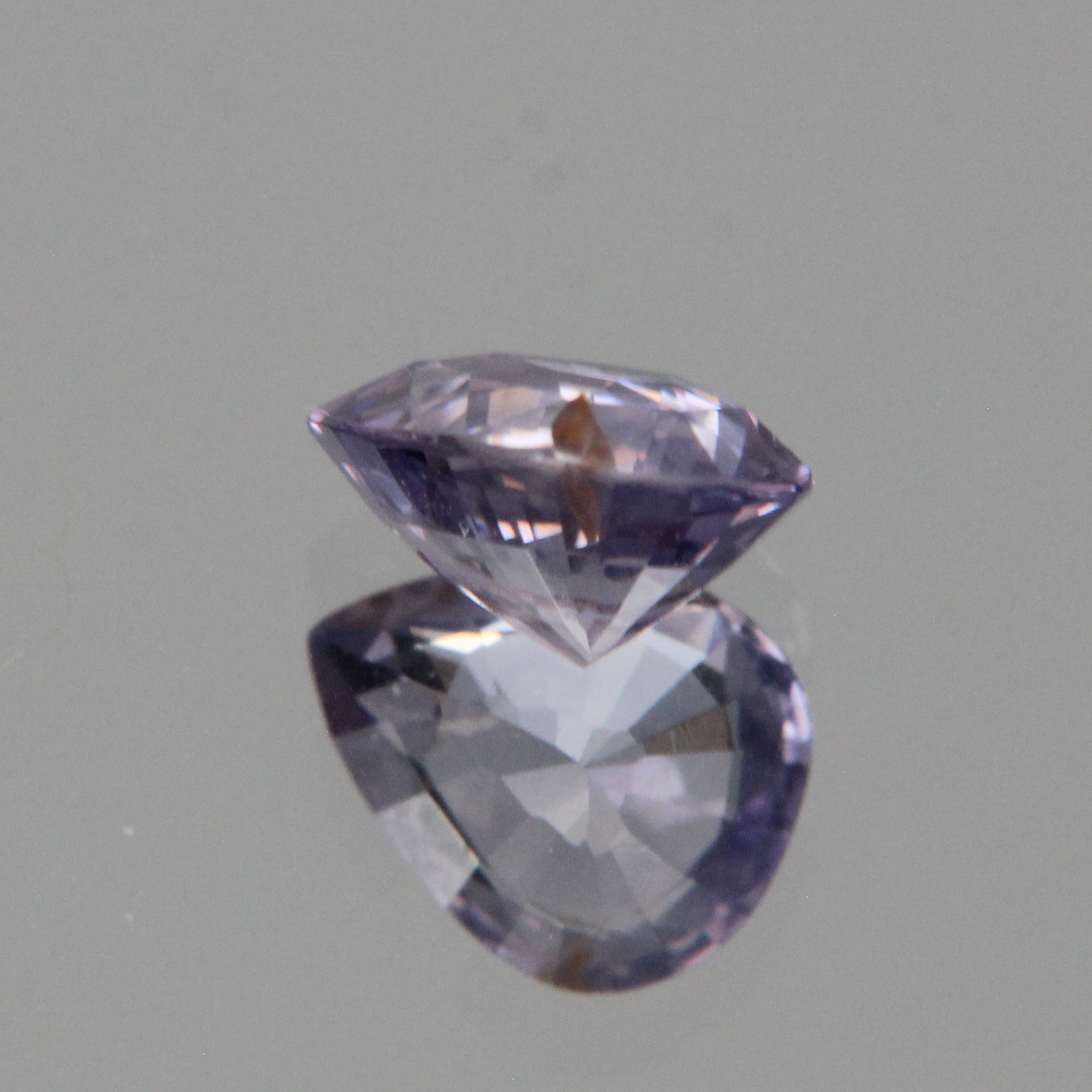 Violetter Saphir 1.32 ct