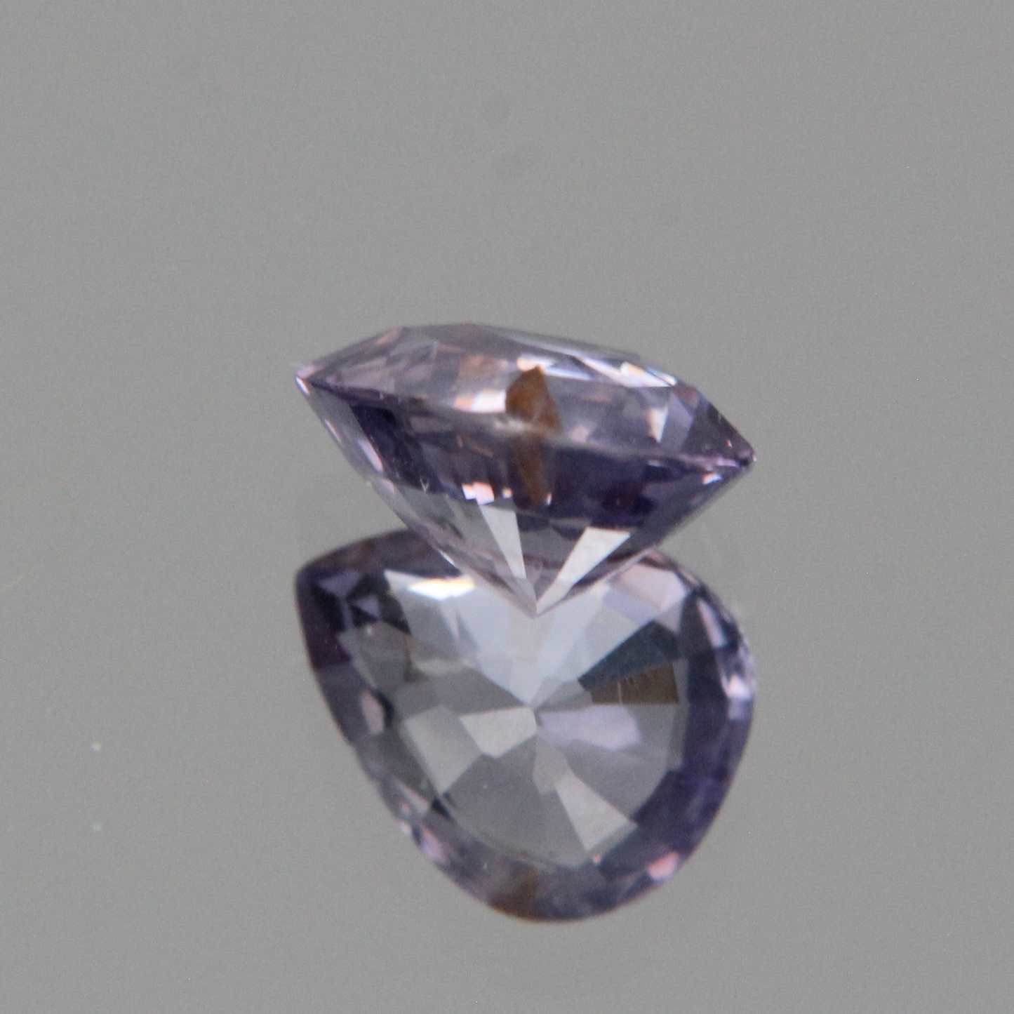 Violetter Saphir 1.32 ct