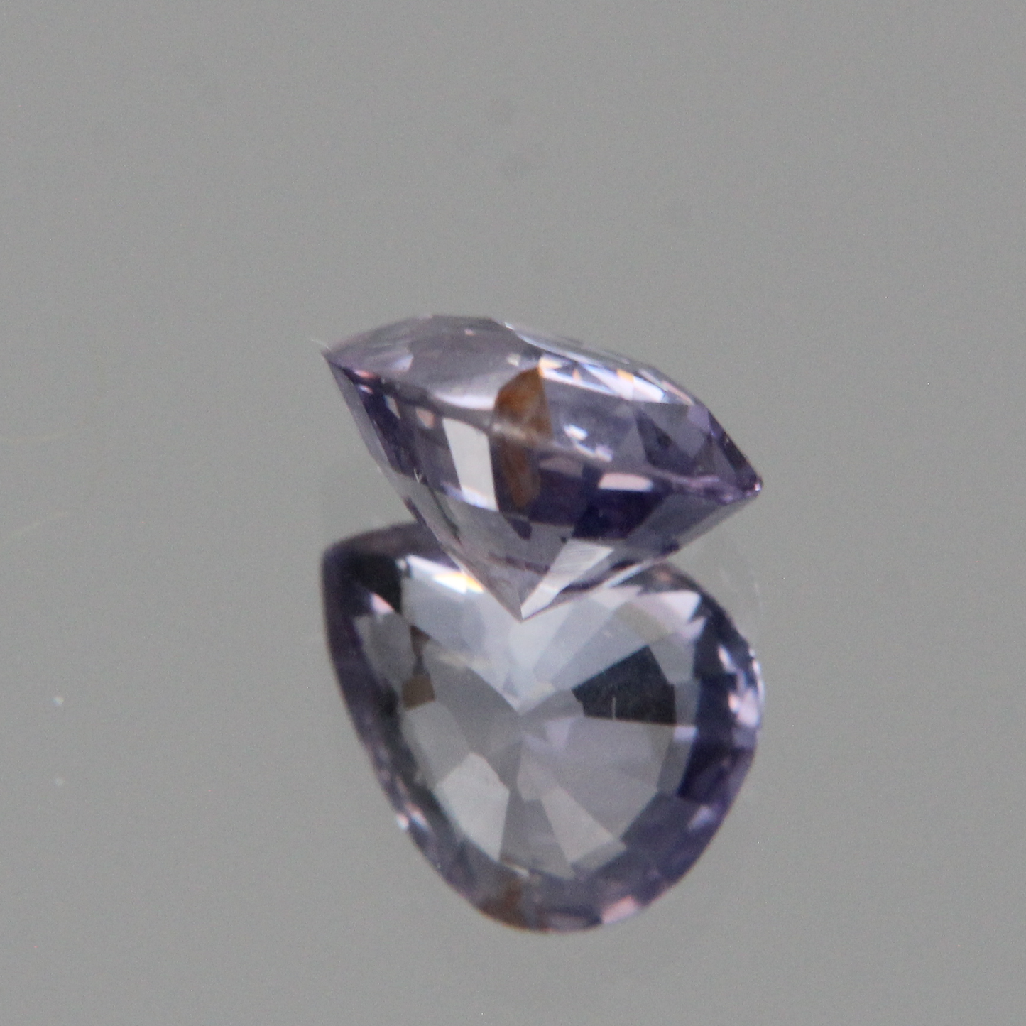 Violetter Saphir 1.32 ct