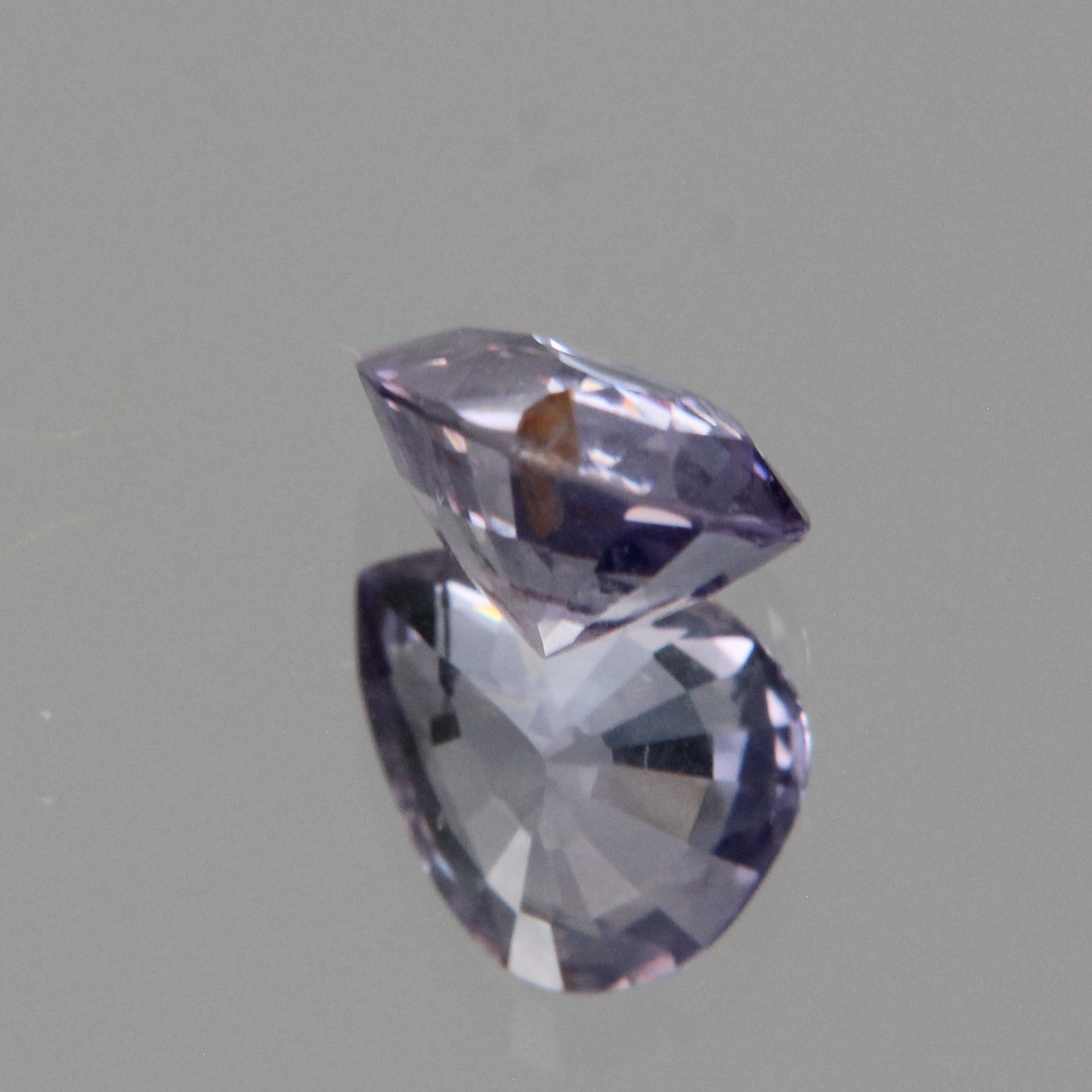 Violetter Saphir 1.32 ct