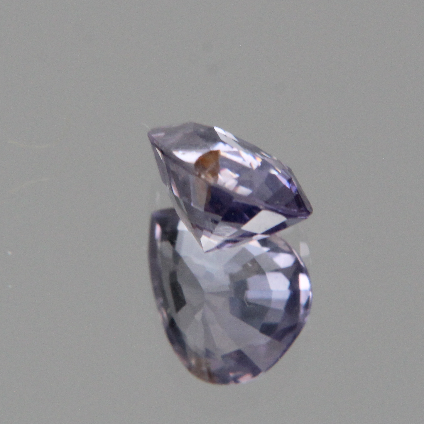 Violetter Saphir 1.32 ct