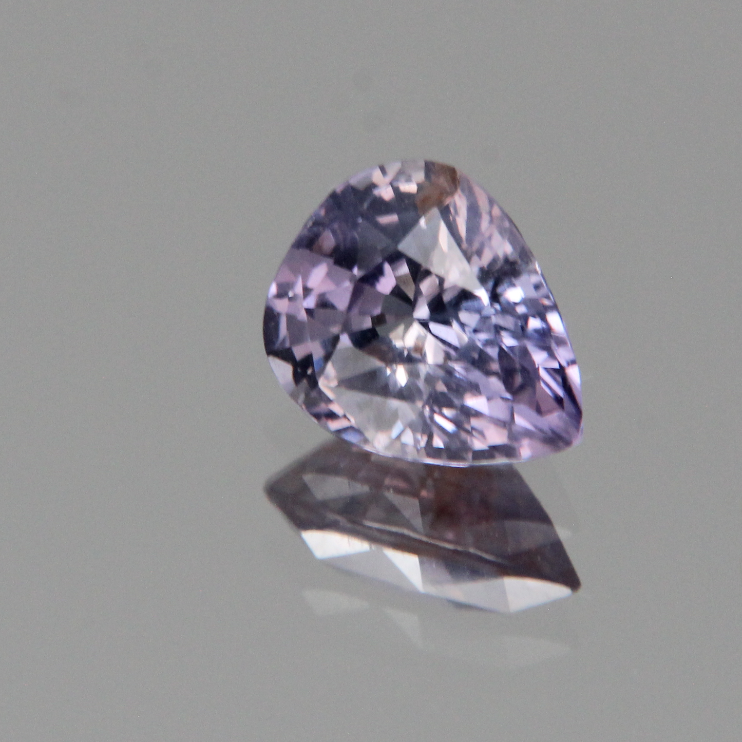 Violetter Saphir 1.32 ct