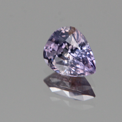 Violetter Saphir 1.32 ct