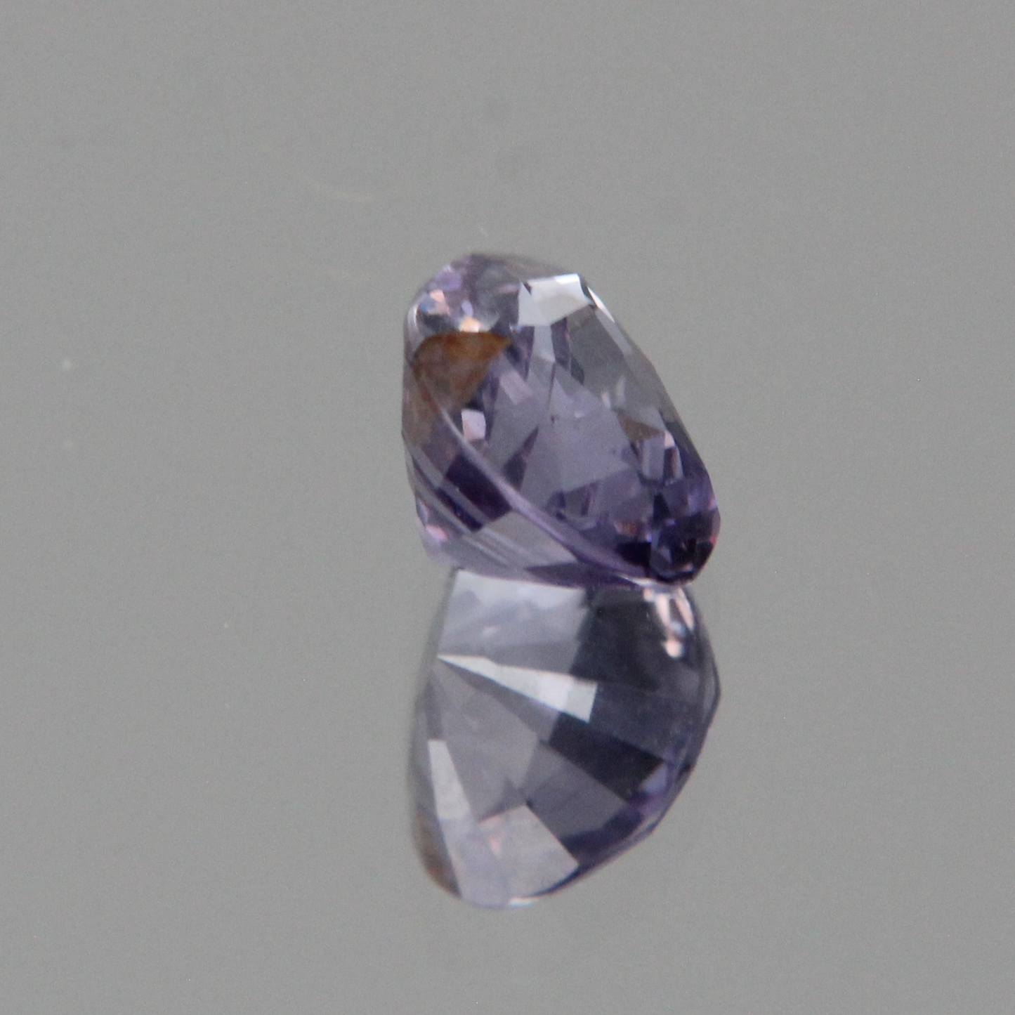 Violetter Saphir 1.32 ct