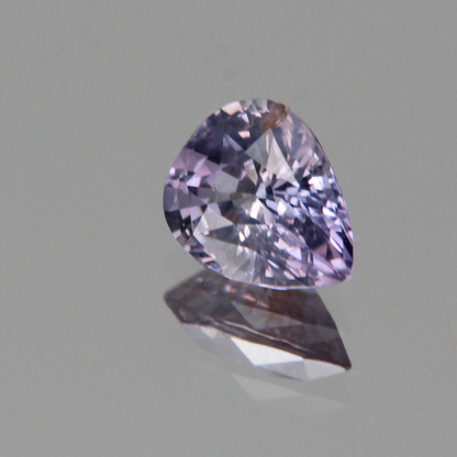 Violetter Saphir 1.32 ct