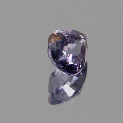 Violetter Saphir 1.32 ct