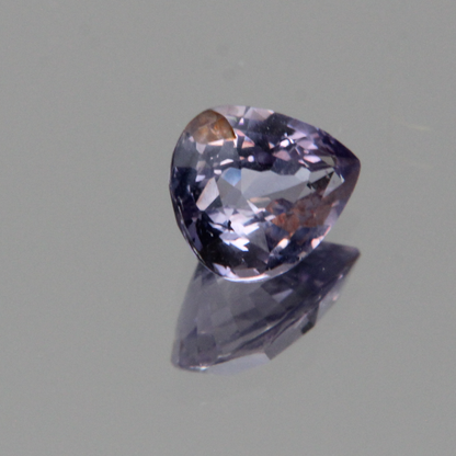Violetter Saphir 1.32 ct