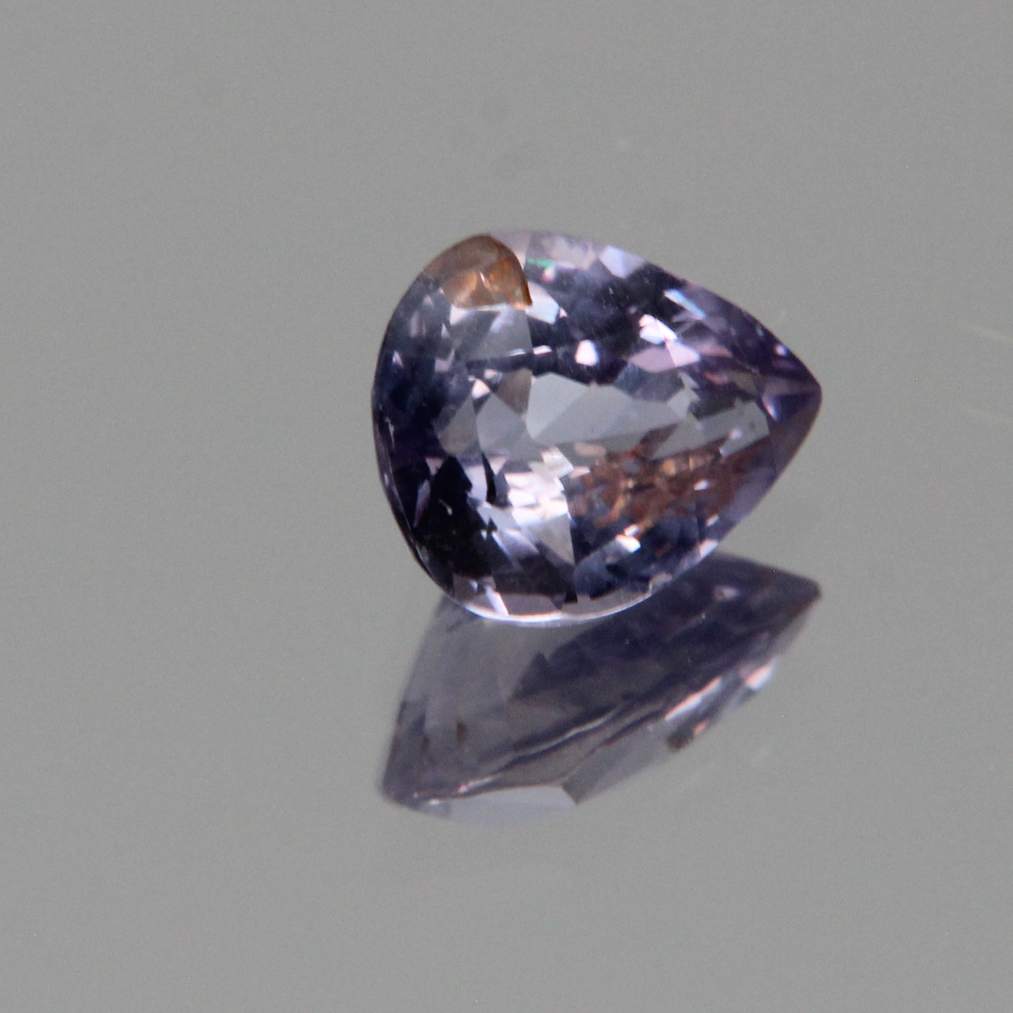 Violetter Saphir 1.32 ct