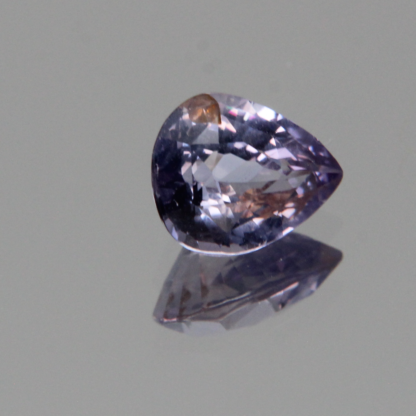 Violetter Saphir 1.32 ct