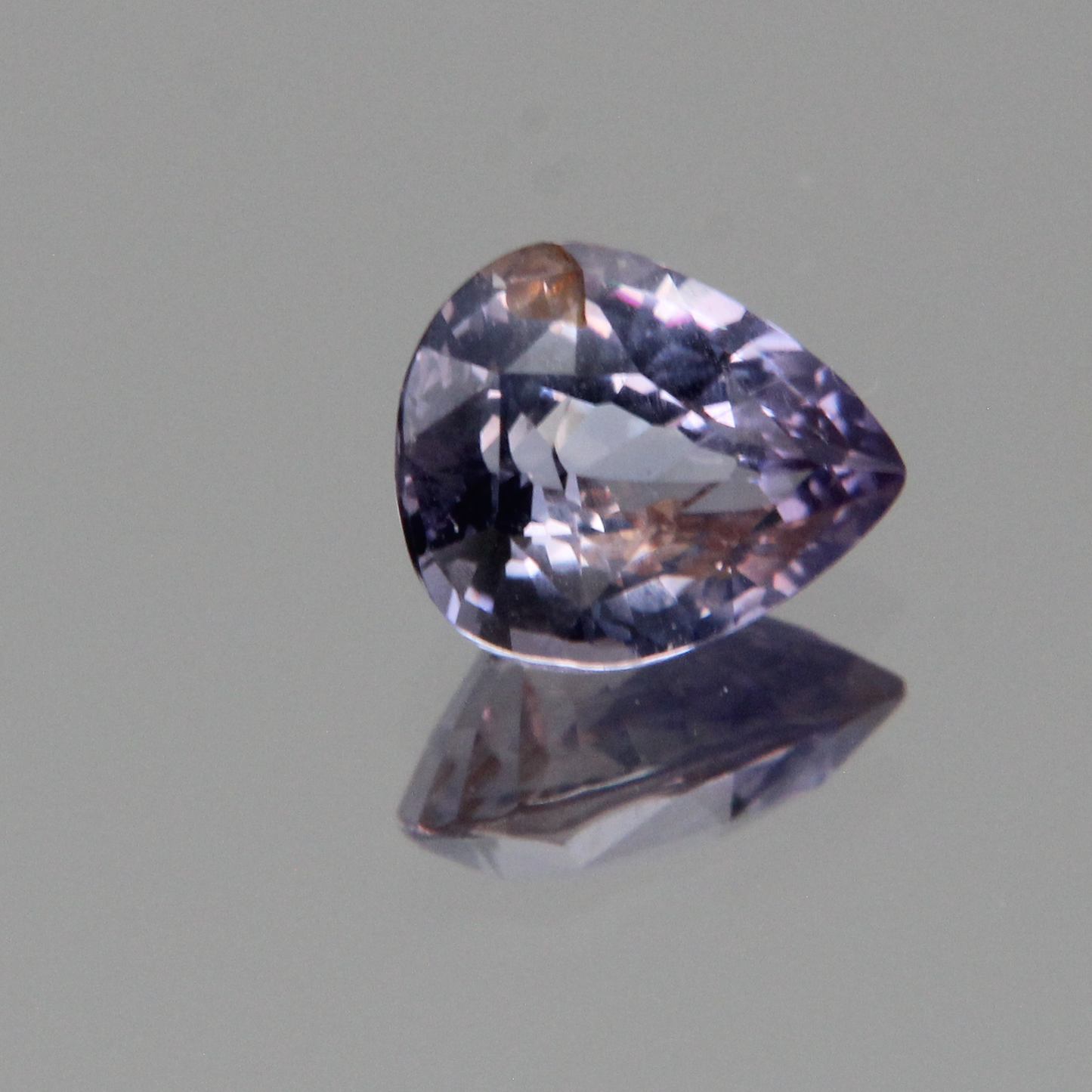 Violetter Saphir 1.32 ct