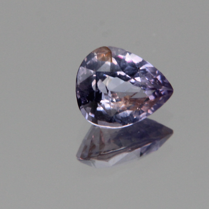 Violetter Saphir 1.32 ct