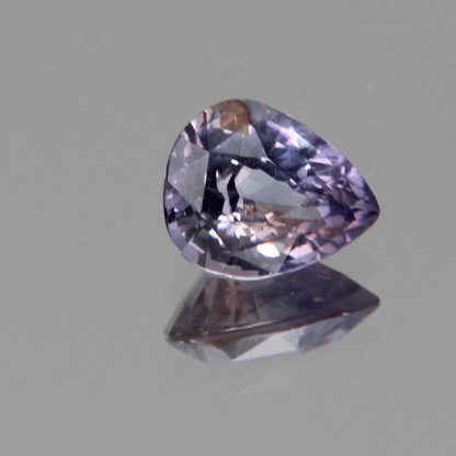 Violetter Saphir 1.32 ct
