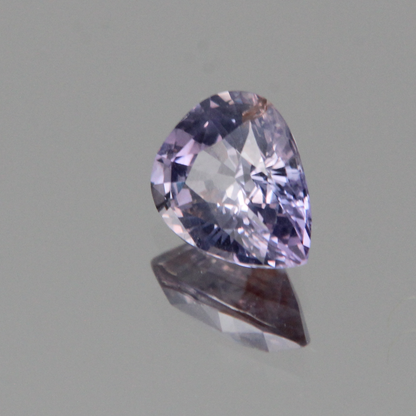 Violetter Saphir 1.32 ct