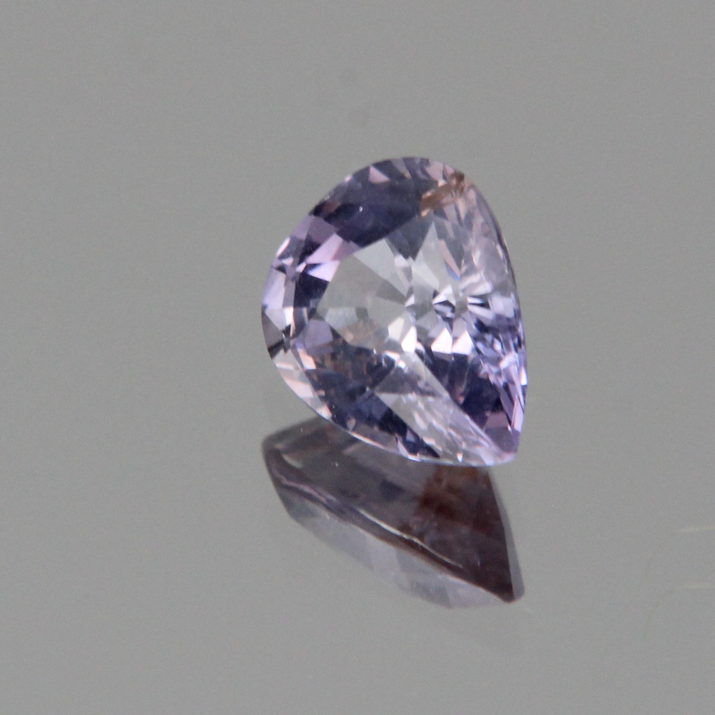 Violetter Saphir 1.32 ct