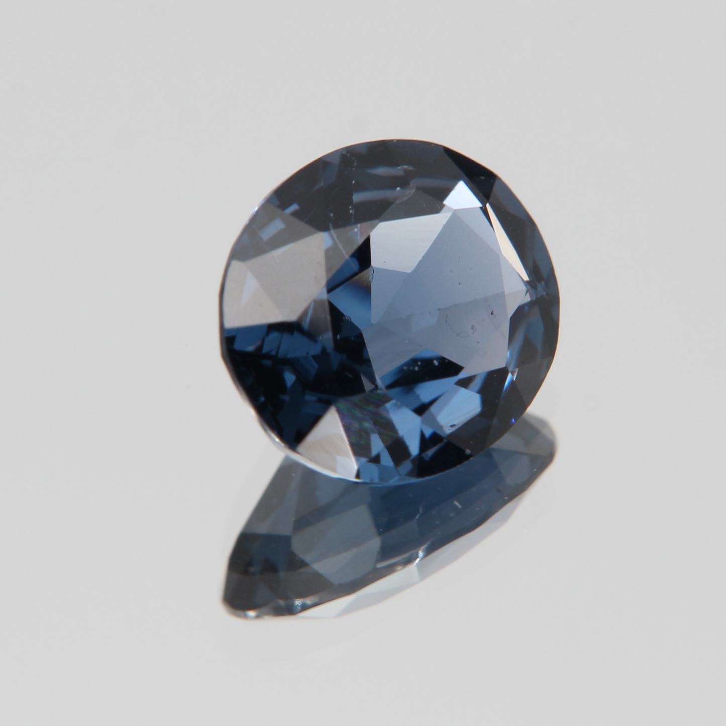 Blauer Kobaltspinell 3.61 ct