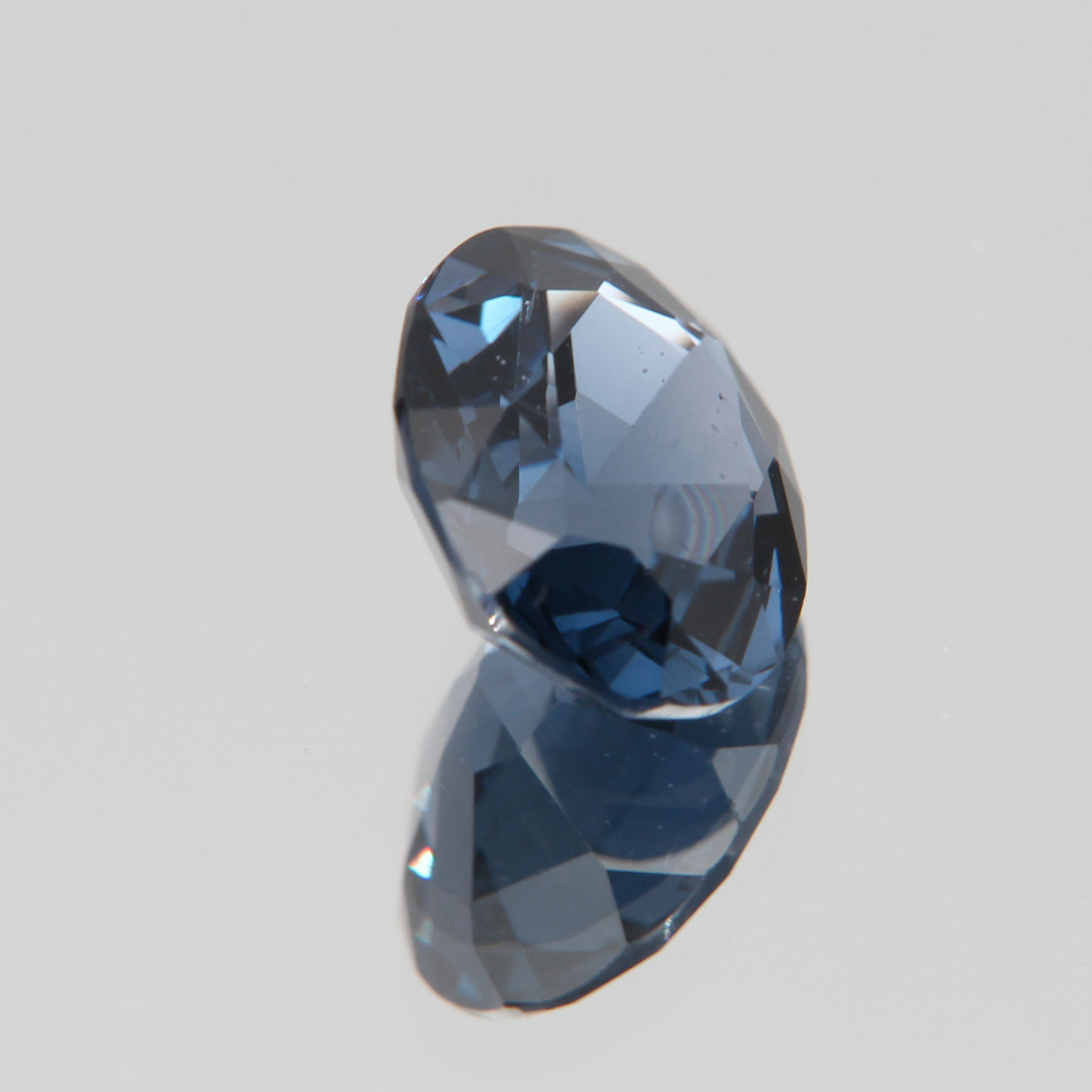 Blauer Kobaltspinell 3.61 ct