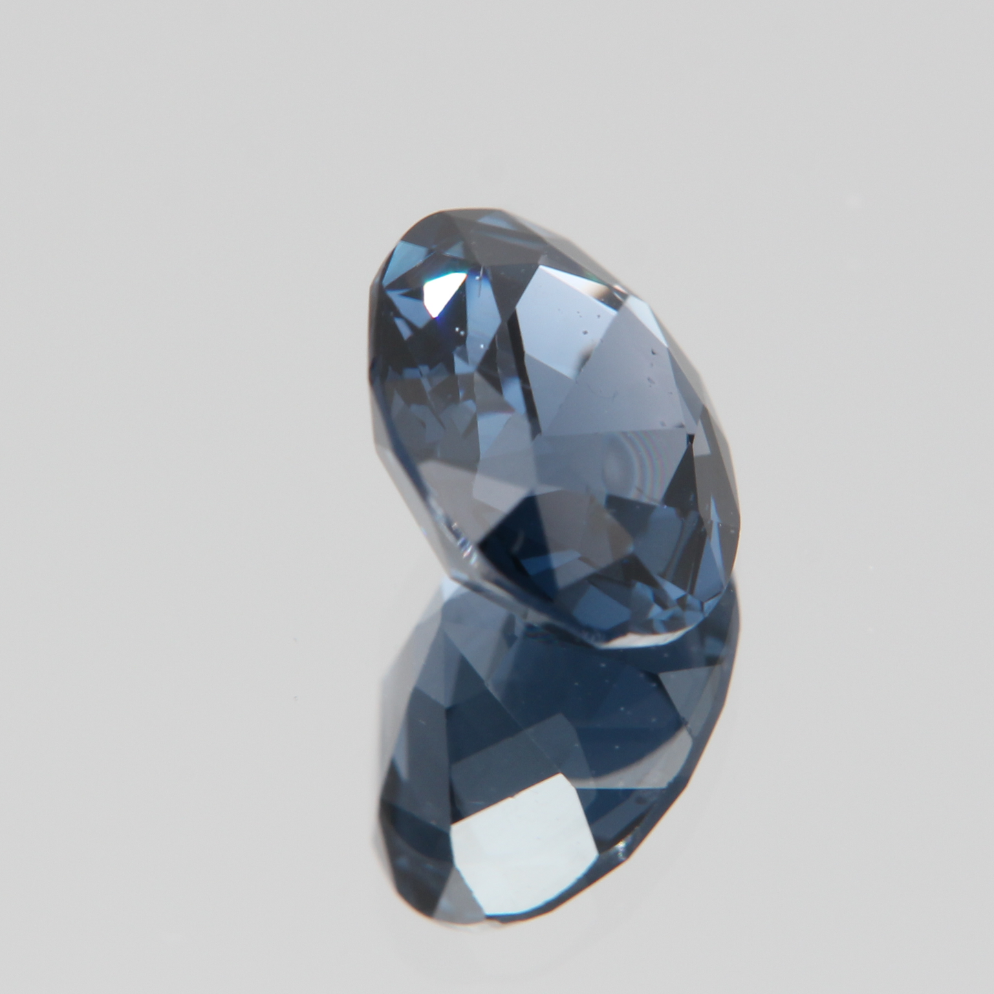 Blauer Kobaltspinell 3.61 ct