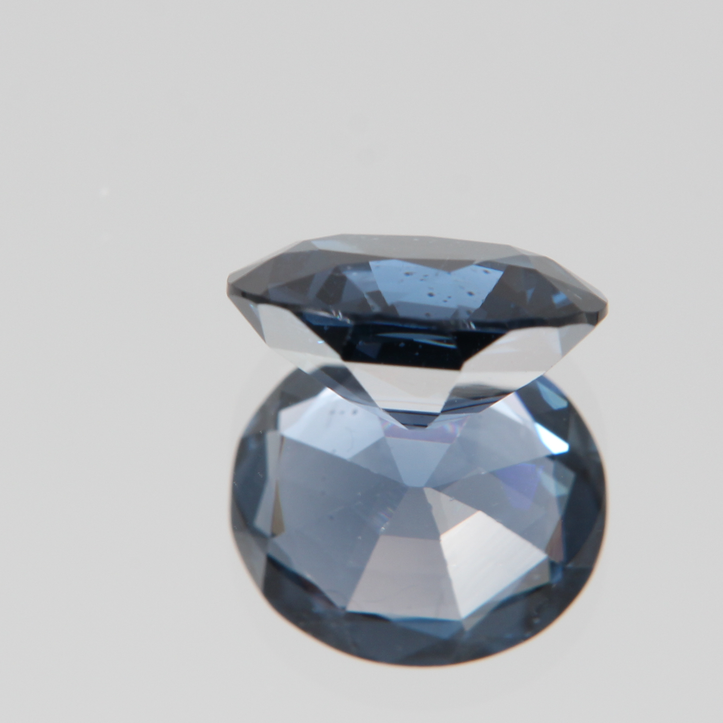 Blauer Kobaltspinell 3.61 ct