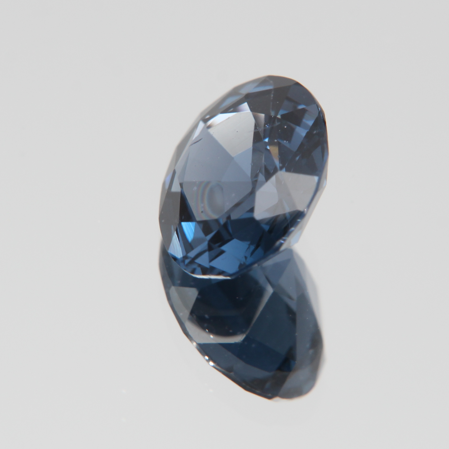 Blauer Kobaltspinell 3.61 ct