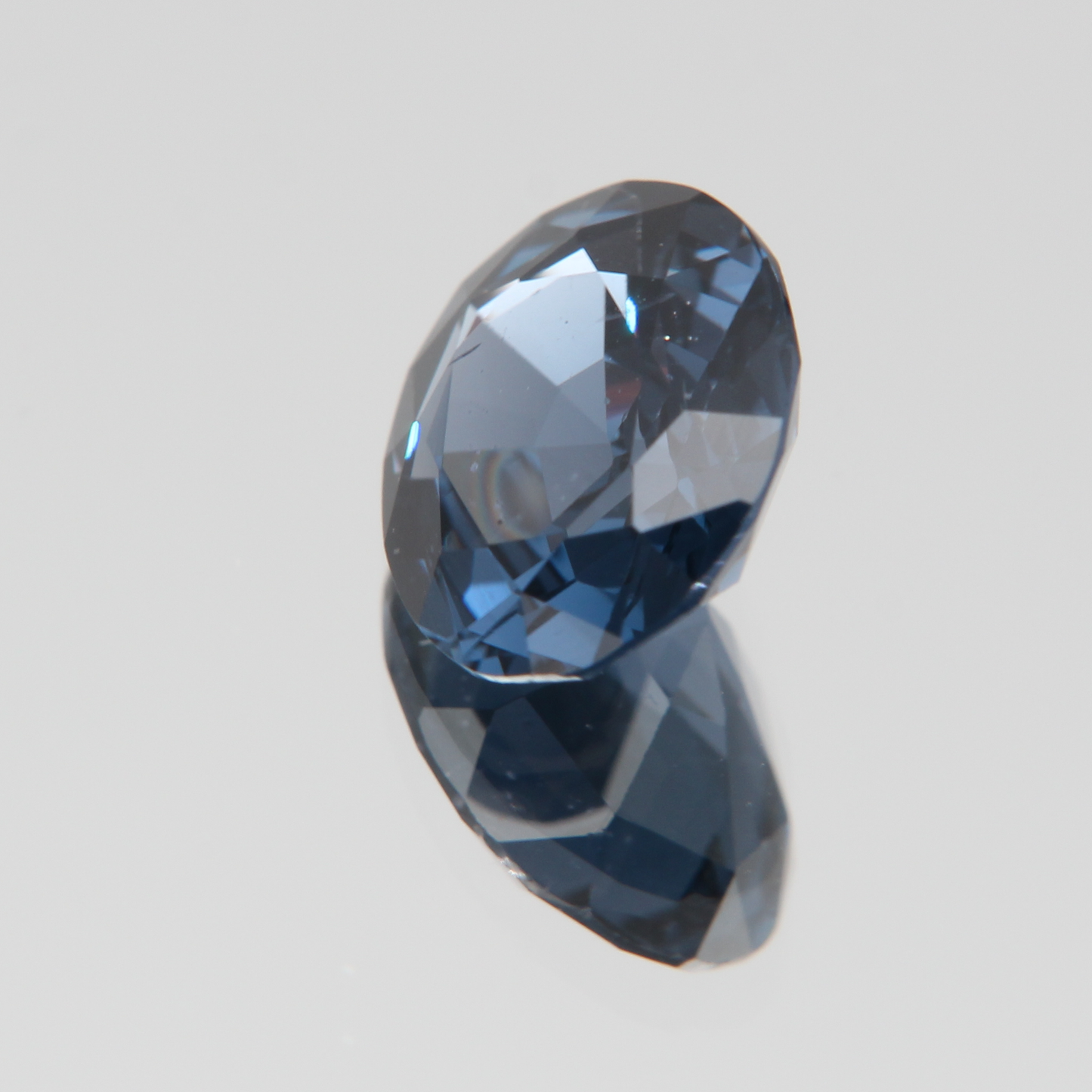 Blauer Kobaltspinell 3.61 ct