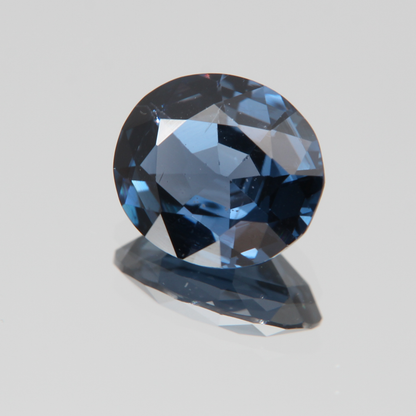 Blauer Kobaltspinell 3.61 ct