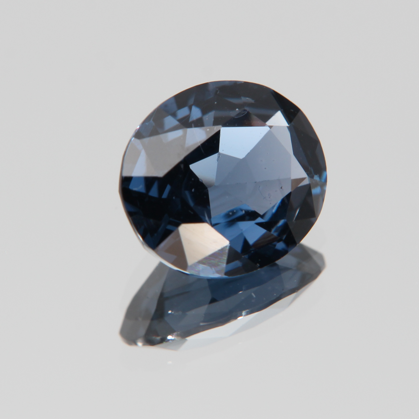Blauer Kobaltspinell 3.61 ct