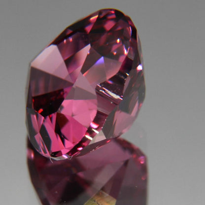 Mahenge Granat 2.29ct