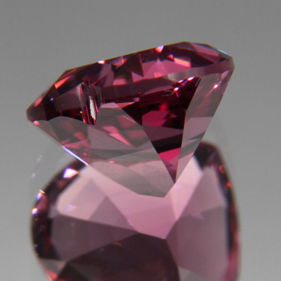 Mahenge Granat 2.29ct