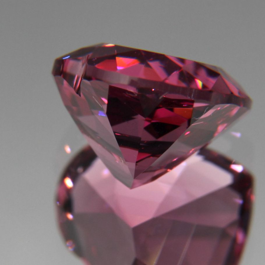 Mahenge Granat 2.29ct