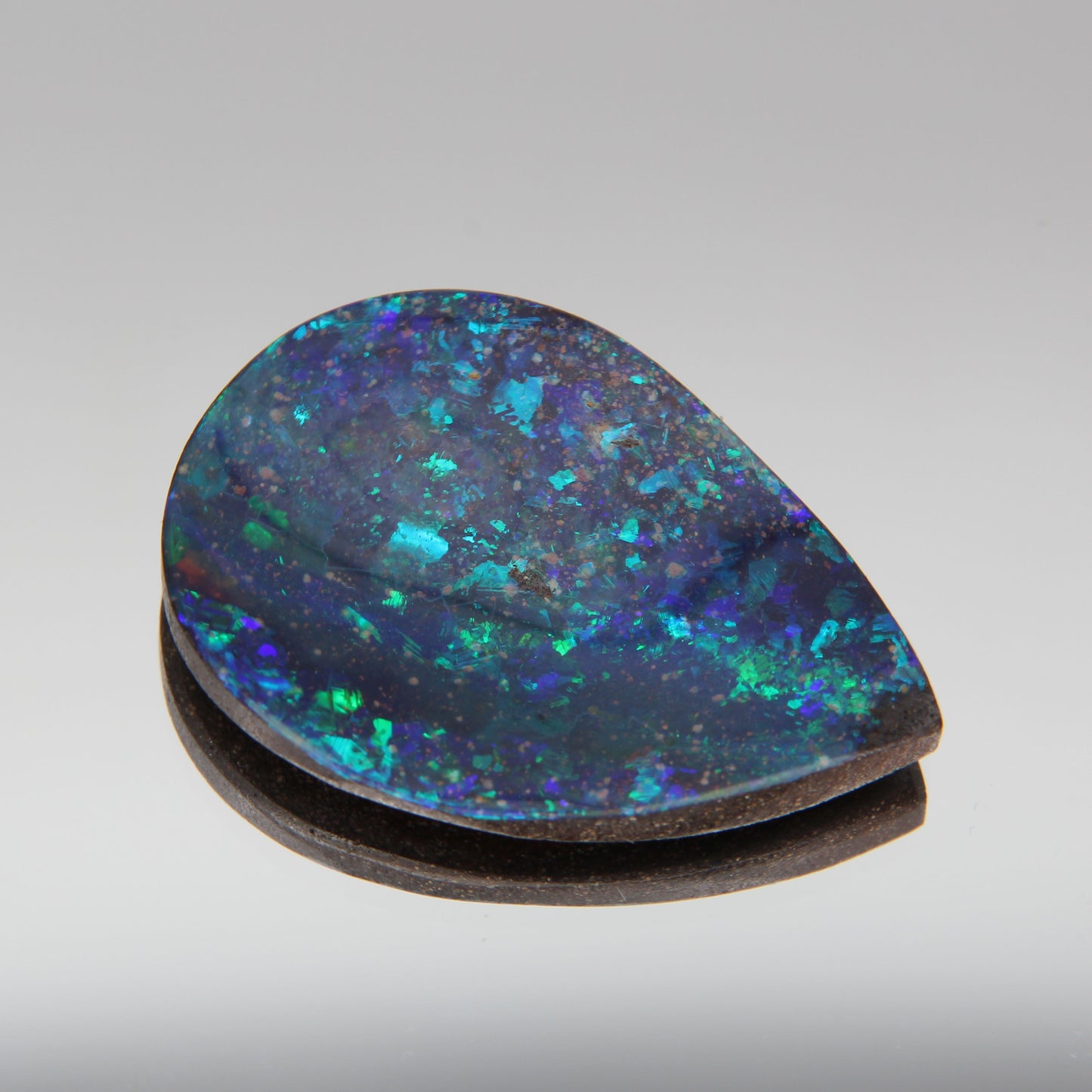 Australian Boulder Opal 20 ct