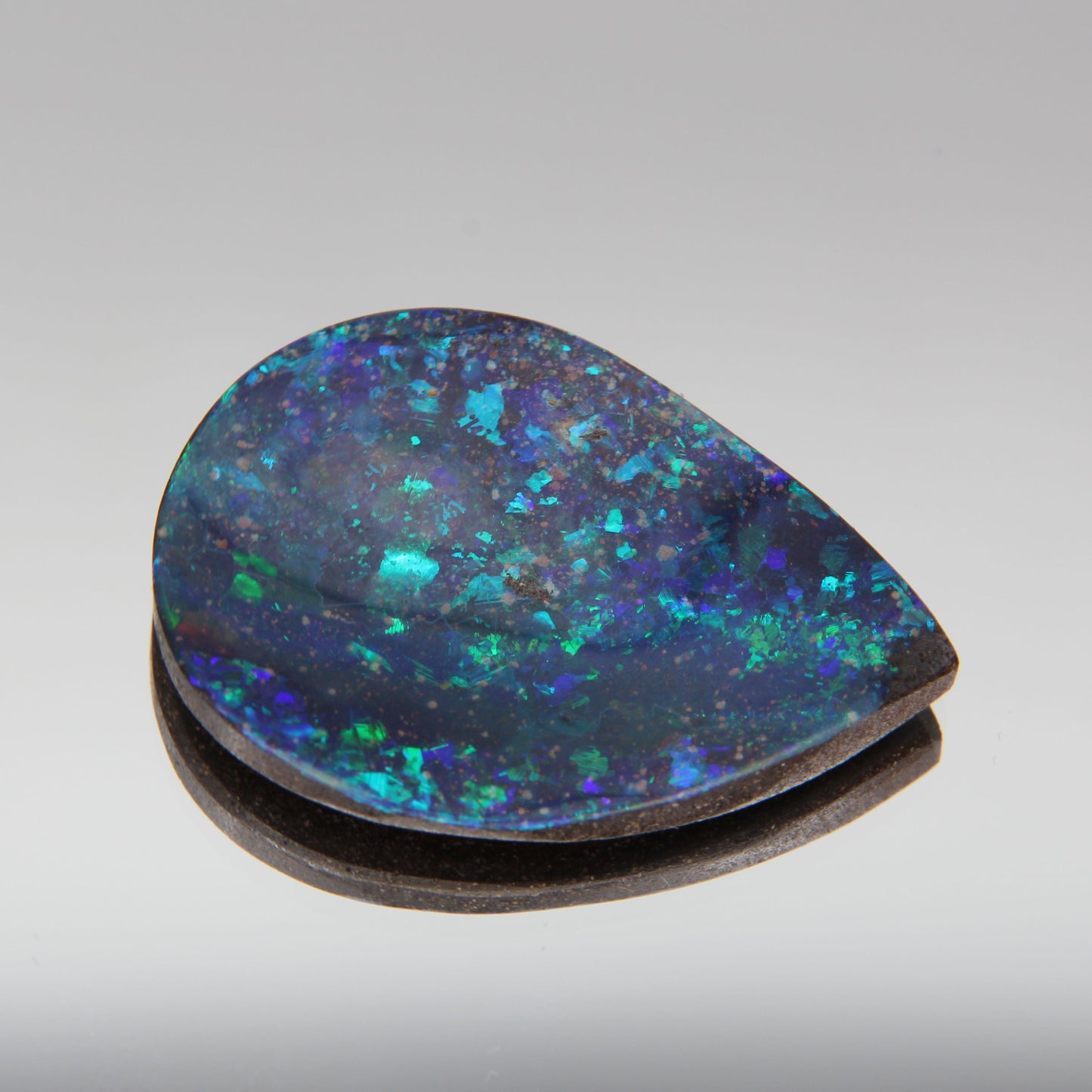 Australian Boulder Opal 20 ct