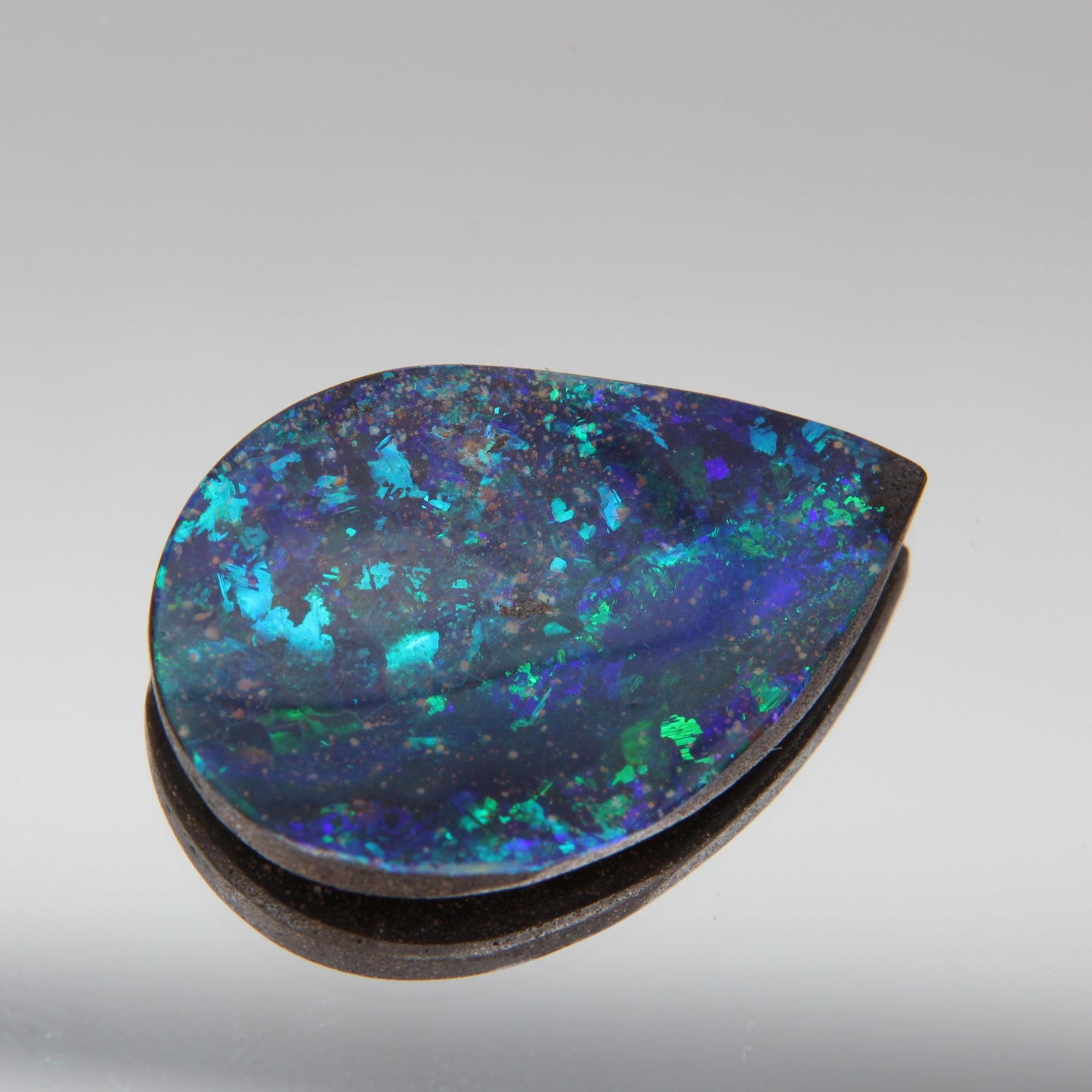 Australian Boulder Opal 20 ct