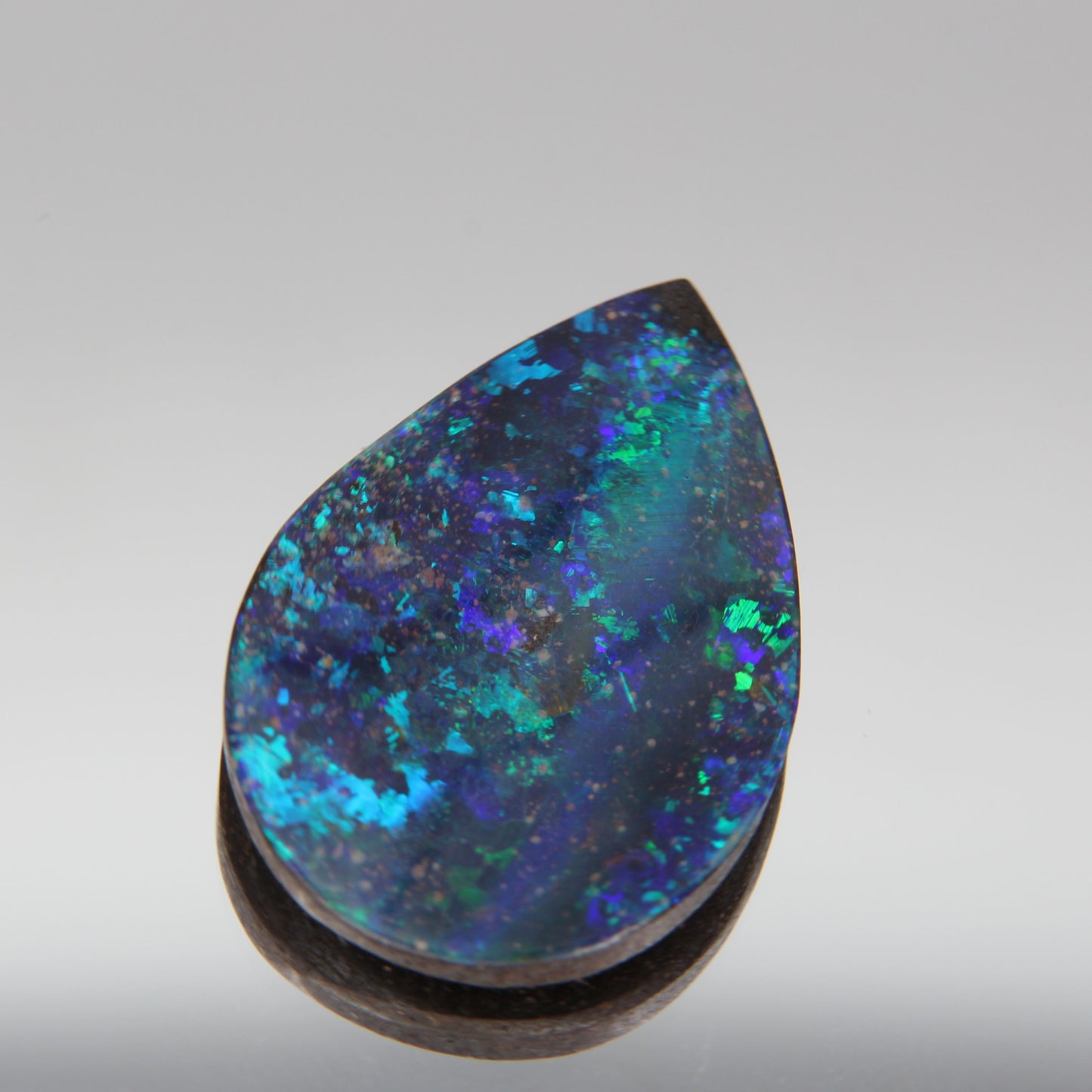 Australian Boulder Opal 20 ct