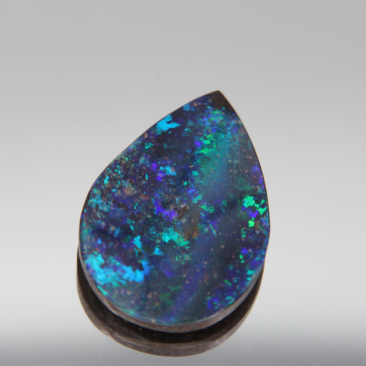 Australian Boulder Opal 20 ct