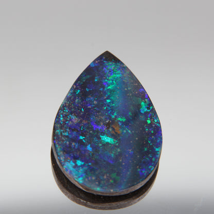 Australian Boulder Opal 20 ct