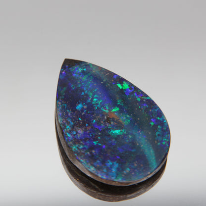Australian Boulder Opal 20 ct