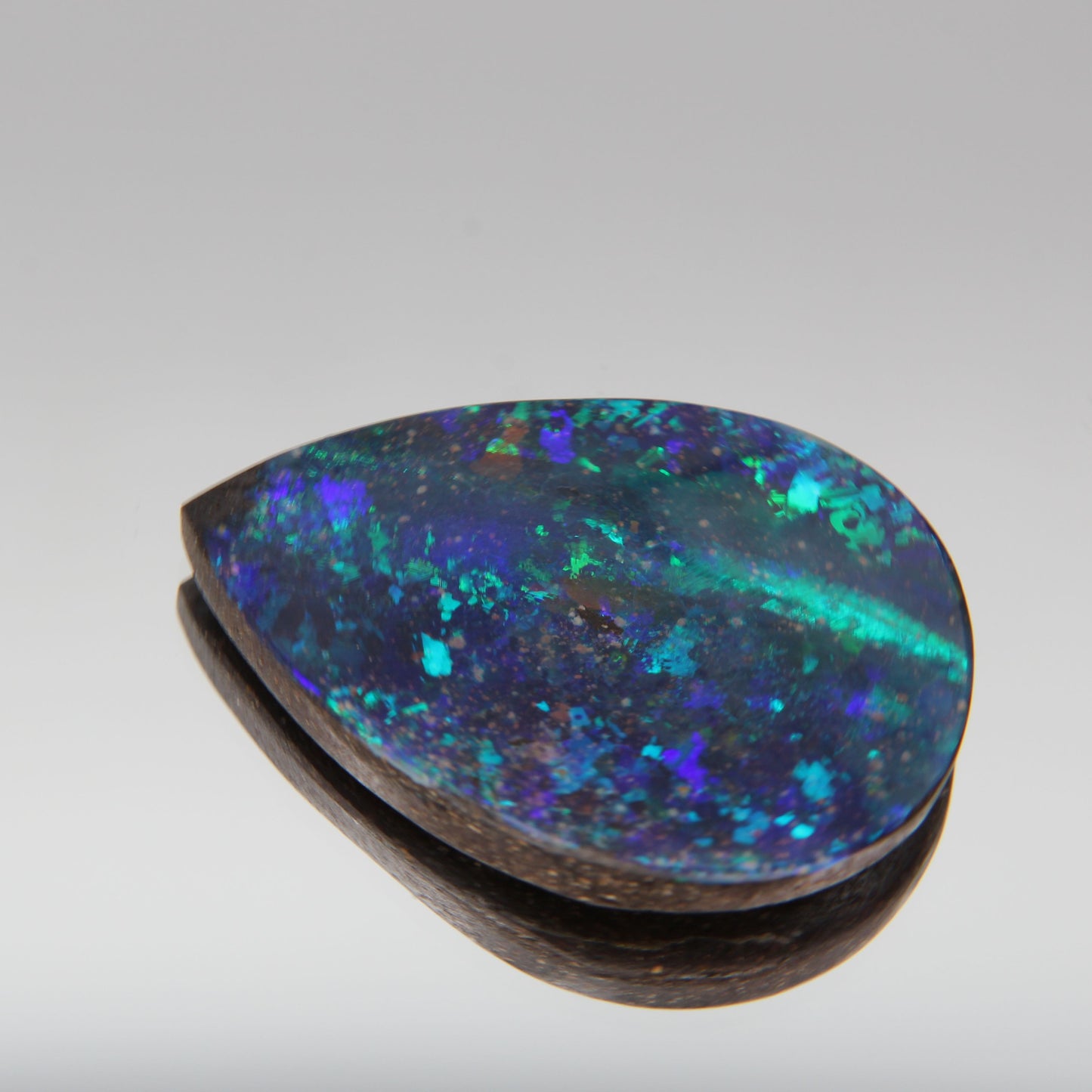 Australian Boulder Opal 20 ct