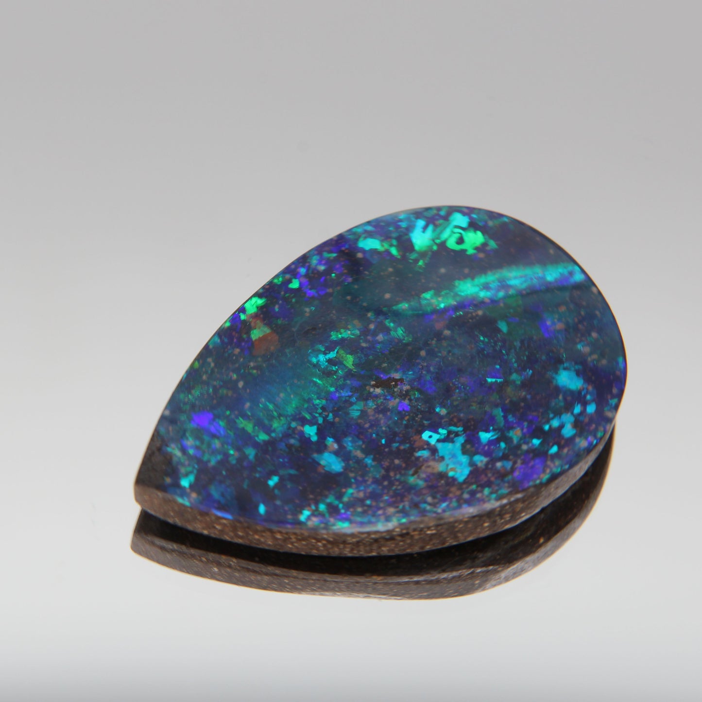 Australian Boulder Opal 20 ct