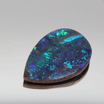 Australian Boulder Opal 20 ct