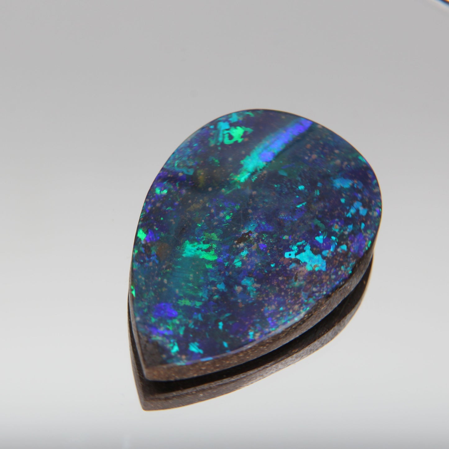 Australian Boulder Opal 20 ct