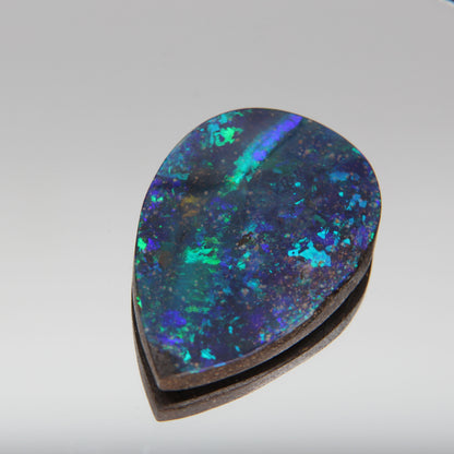 Australian Boulder Opal 20 ct