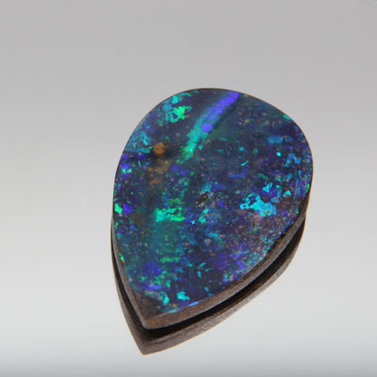 Australian Boulder Opal 20 ct