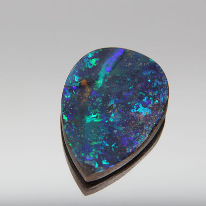 Australian Boulder Opal 20 ct